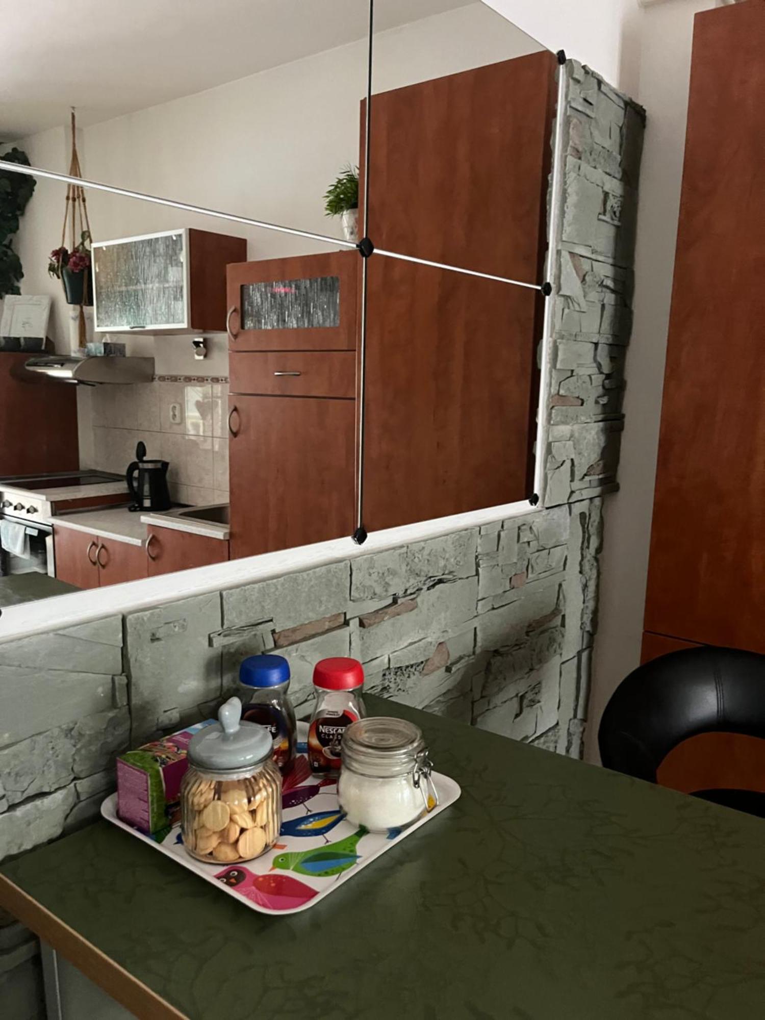 Terrace Apartment S 1 Spalnou Sofia-Parking & Wifi Bratislava Ngoại thất bức ảnh