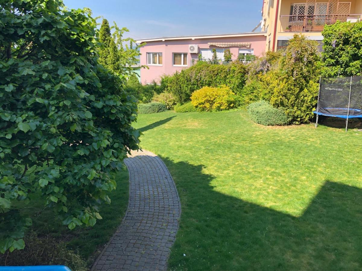 Terrace Apartment S 1 Spalnou Sofia-Parking & Wifi Bratislava Ngoại thất bức ảnh